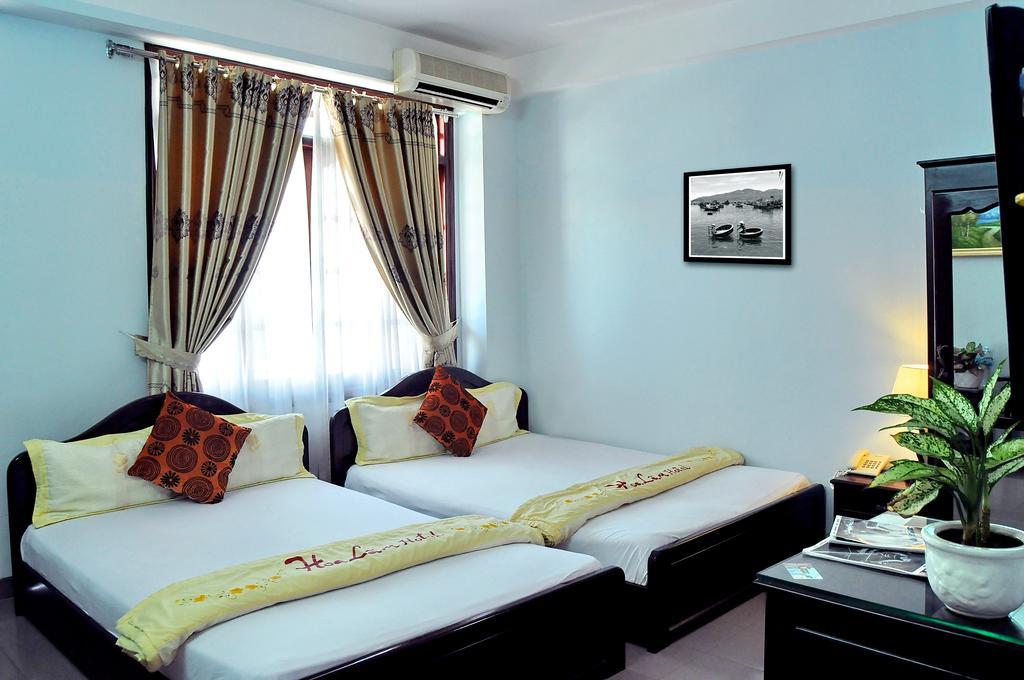Hoa Lam Hotel Nha Trang Room photo